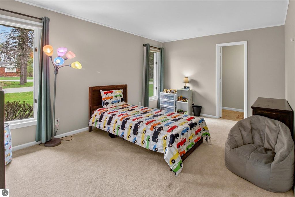 Image 25 of property listing at 410 Orchard Court, St Louis, MI 48880