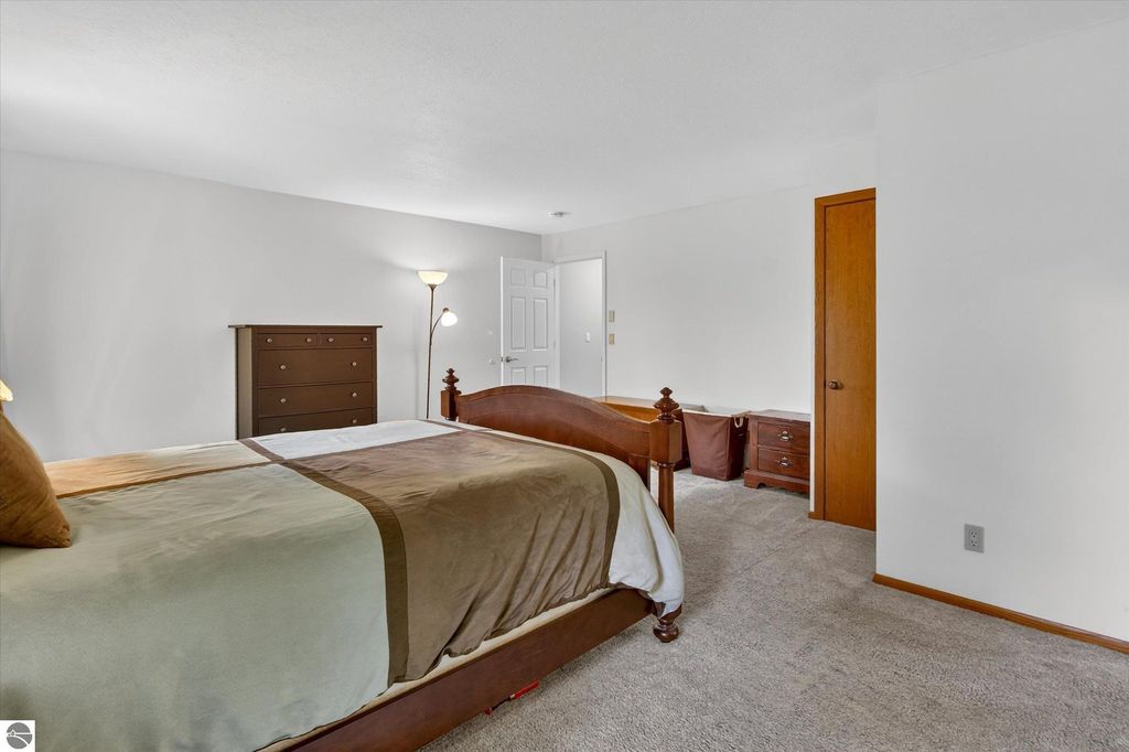Image 29 of property listing at 410 Orchard Court, St Louis, MI 48880