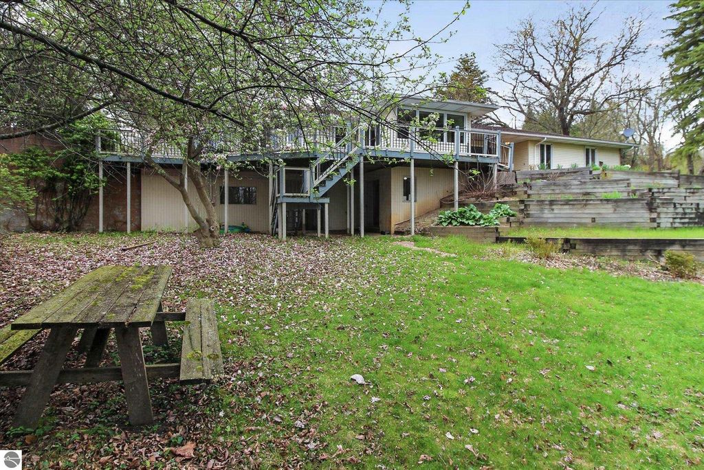 Image 56 of property listing at 410 Orchard Court, St Louis, MI 48880