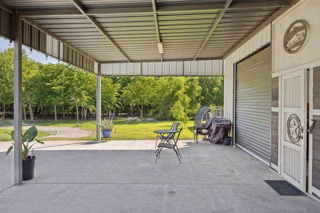 2201 Henson Lane, Nevada, TX 75173