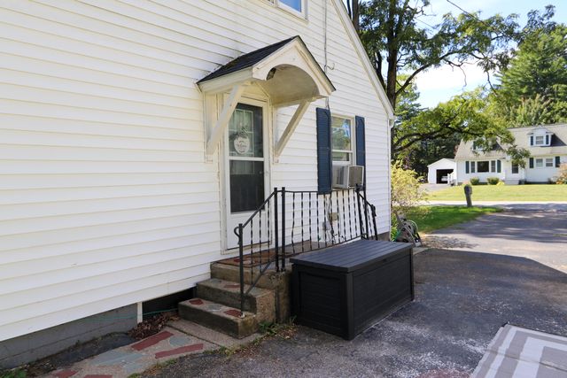 7 Fatima Street, Morrisonville, NY 12962