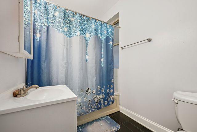 6206 S Evans Avenue 1, Chicago, IL 60637