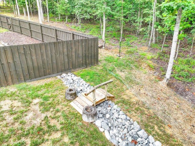 11785 Maddox Drive, Georgetown, TN 37336
