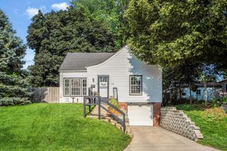 1712 34th Street, Des Moines, IA 50310