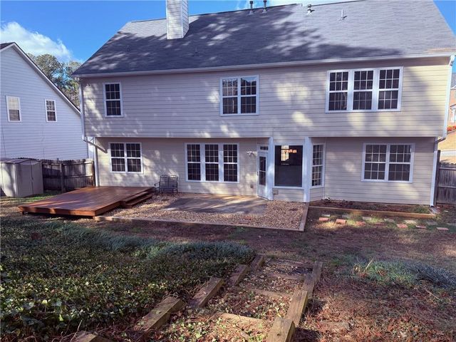 824 Montecruz Drive, Lawrenceville, GA 30045