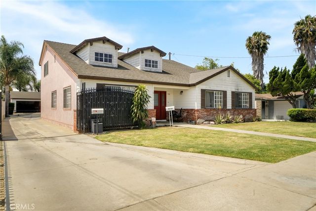 8118 Alameda, Downey, CA 90242