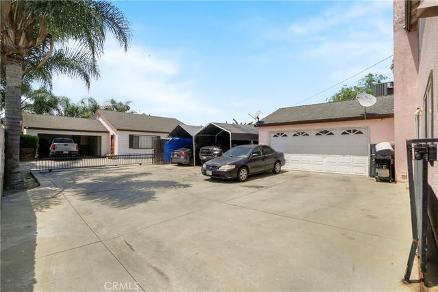 8118 Alameda, Downey, CA 90242