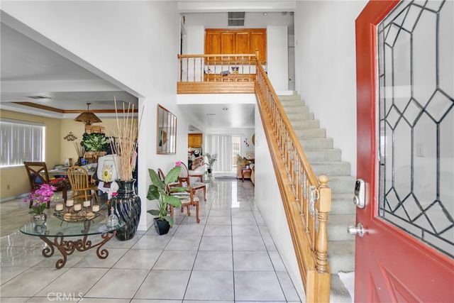 8118 Alameda, Downey, CA 90242