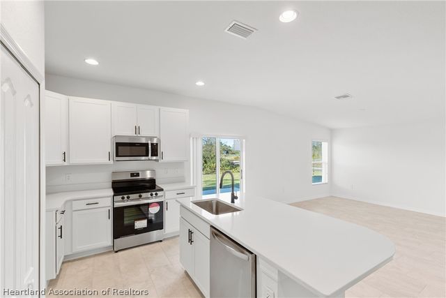 6151 Monegro Street, Sebring, FL 33872