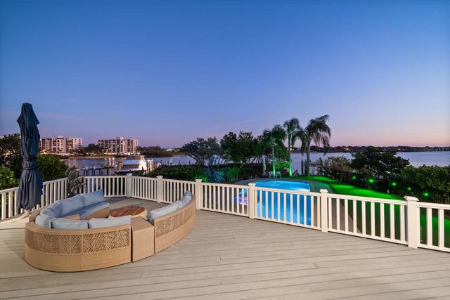 430 ST ANDREWS DRIVE, Belleair, FL 33756