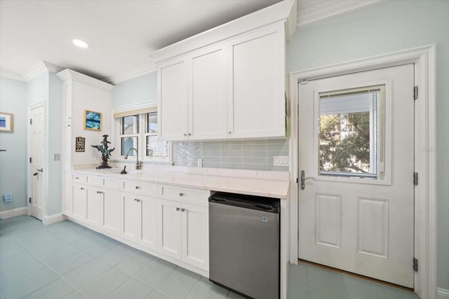 430 ST ANDREWS DRIVE, Belleair, FL 33756