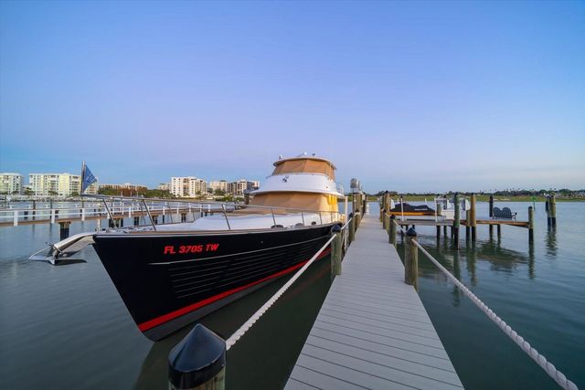 430 ST ANDREWS DRIVE, Belleair, FL 33756