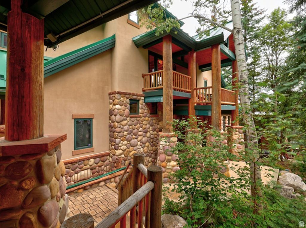 9032 N TIMPHAVEN RD, Sundance, UT 84604 — photo 2
