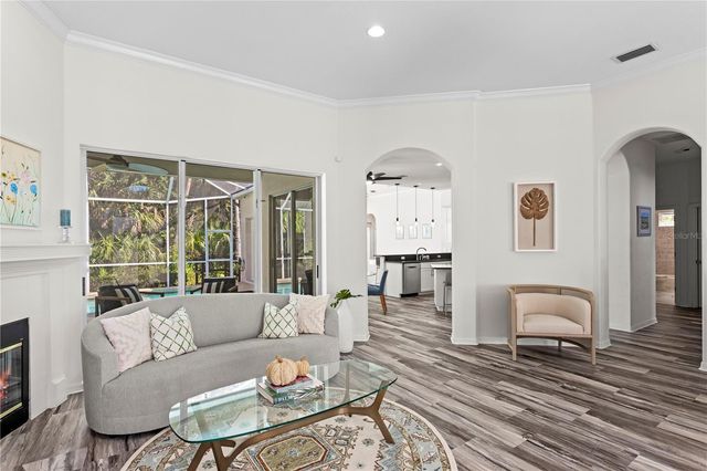 16303 HEATHROW DRIVE, Tampa, FL 33647