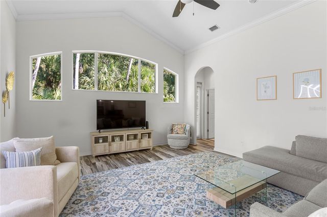 16303 HEATHROW DRIVE, Tampa, FL 33647