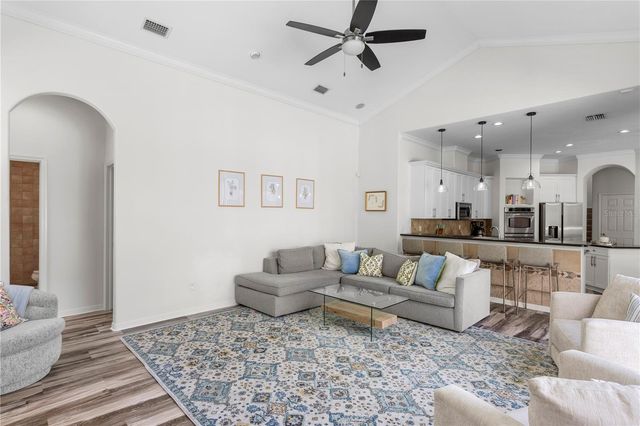 16303 HEATHROW DRIVE, Tampa, FL 33647