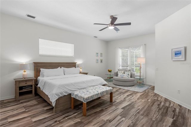 16303 HEATHROW DRIVE, Tampa, FL 33647