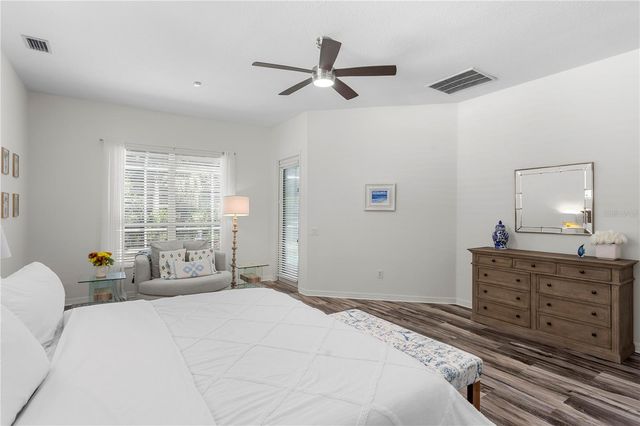 16303 HEATHROW DRIVE, Tampa, FL 33647