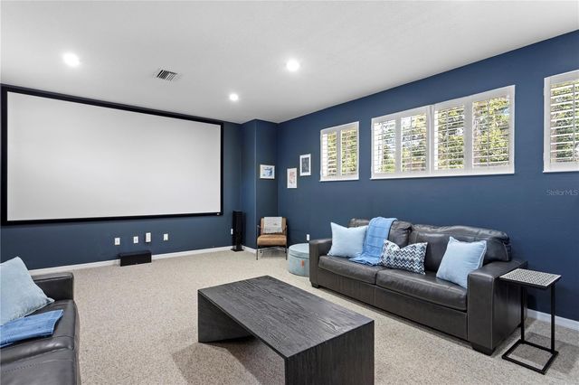 16303 HEATHROW DRIVE, Tampa, FL 33647