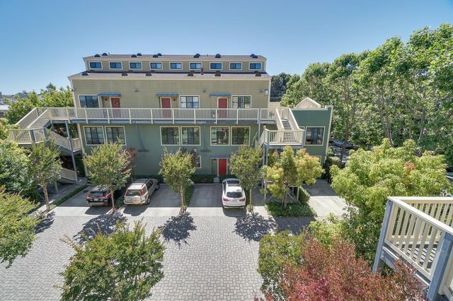 1565 32nd Street 4, Oakland, CA 94608