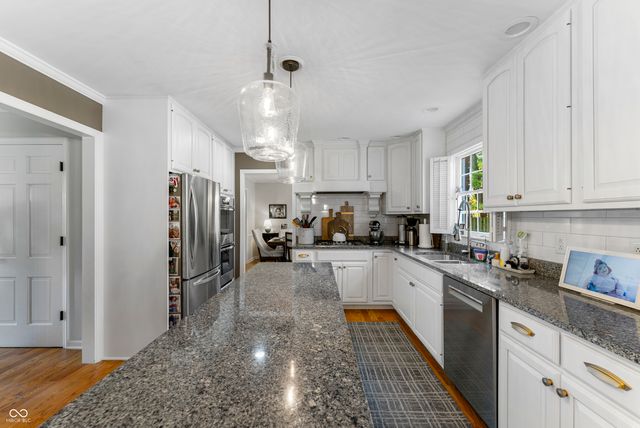 4410 N Riverside Drive, Columbus, IN 47203