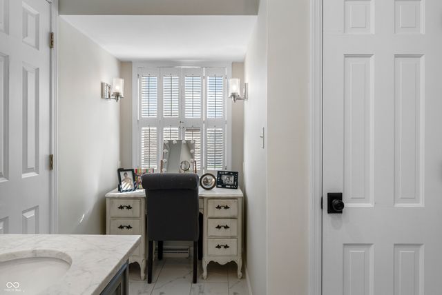 4410 N Riverside Drive, Columbus, IN 47203