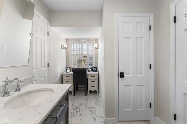 4410 N Riverside Drive, Columbus, IN 47203