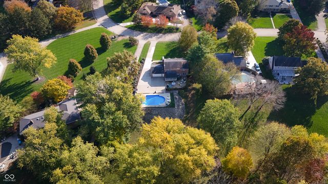 4410 N Riverside Drive, Columbus, IN 47203