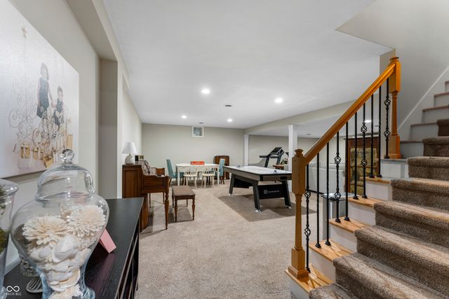 4410 N Riverside Drive, Columbus, IN 47203