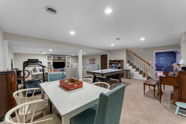 4410 N Riverside Drive, Columbus, IN 47203