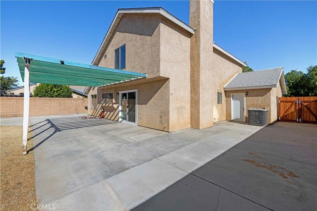 4554 Moonraker Road, Palmdale, CA 93552
