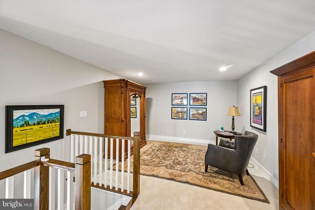 282 HOPEWELL DR, Collegeville, PA 19426