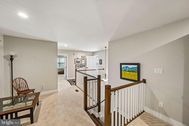 282 HOPEWELL DR, Collegeville, PA 19426