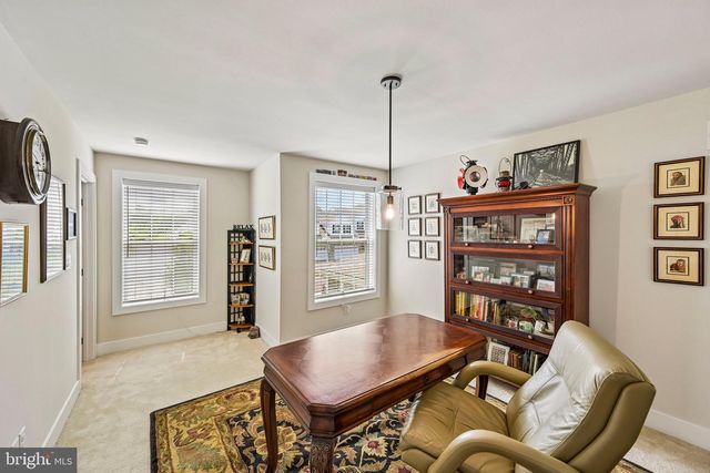 282 HOPEWELL DR, Collegeville, PA 19426