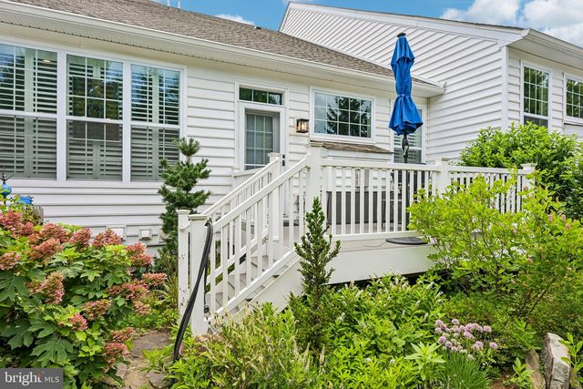 282 HOPEWELL DR, Collegeville, PA 19426