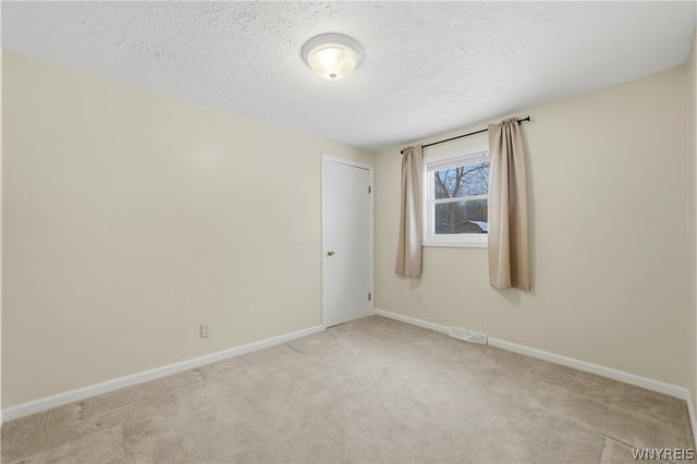 7453 Bear Ridge Road, Pendleton, NY 14120