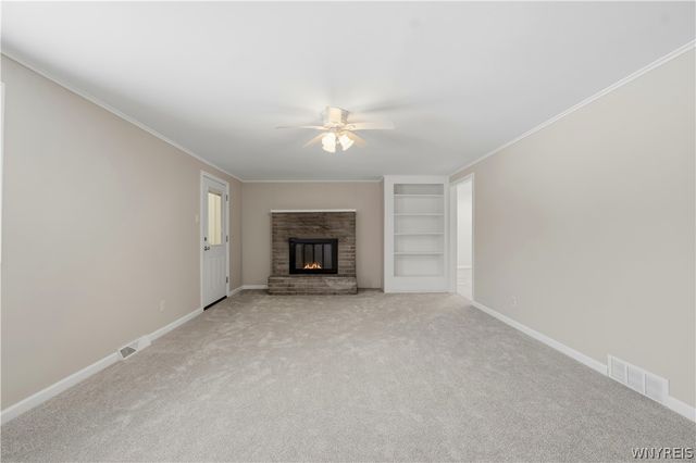 7453 Bear Ridge Road, Pendleton, NY 14120