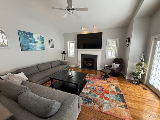 8217 Royal Scarlet Drive, Lysander, NY 13027