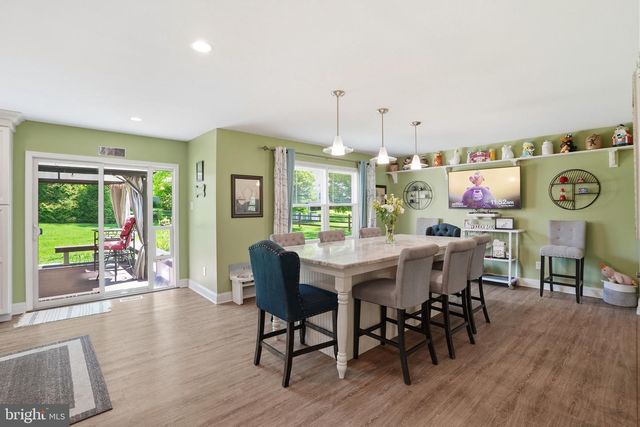 4317 TROPHY, Upper Chichester, PA 19061