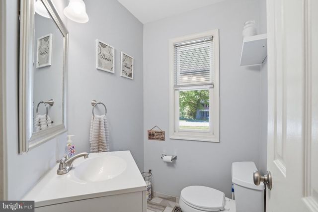 4317 TROPHY, Upper Chichester, PA 19061
