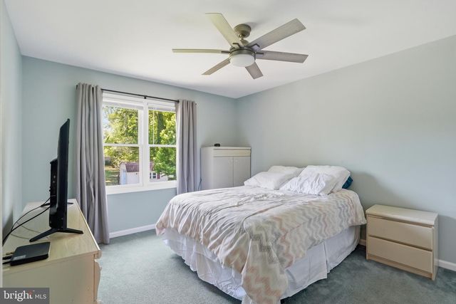 4317 TROPHY, Upper Chichester, PA 19061