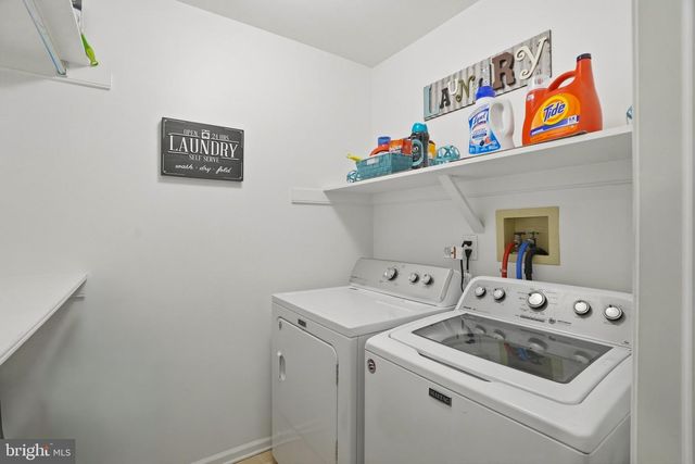 4317 TROPHY, Upper Chichester, PA 19061
