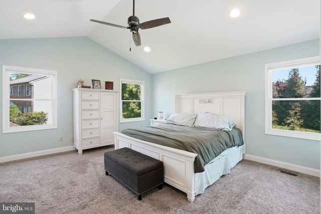 4317 TROPHY, Upper Chichester, PA 19061