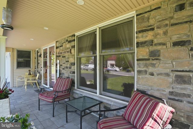 4317 TROPHY, Upper Chichester, PA 19061