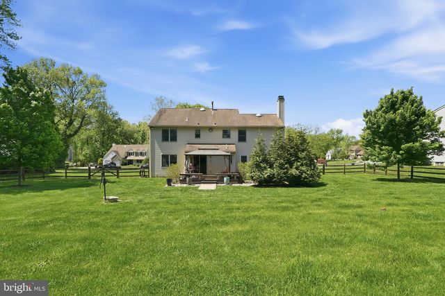 4317 TROPHY, Upper Chichester, PA 19061