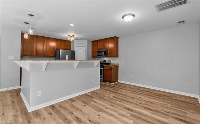 6718 Planters Drive, High Point, NC 27265