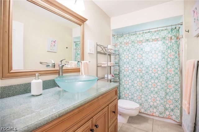 3380 N Key DR 5, North Fort Myers, FL 33903