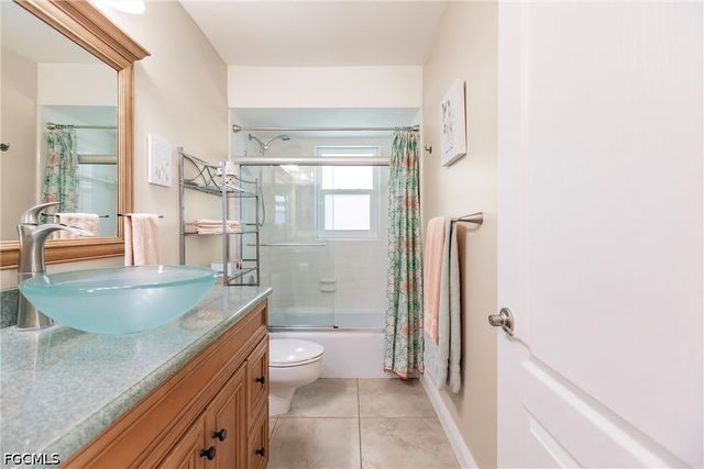 3380 N Key DR 5, North Fort Myers, FL 33903