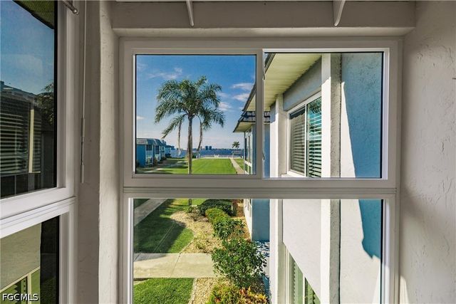 3380 N Key DR 5, North Fort Myers, FL 33903