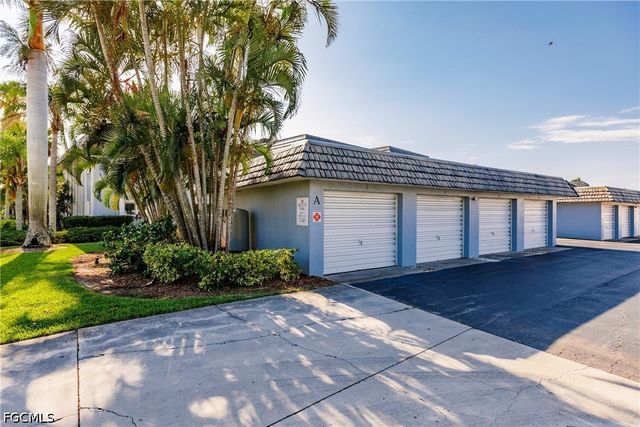3380 N Key DR 5, North Fort Myers, FL 33903